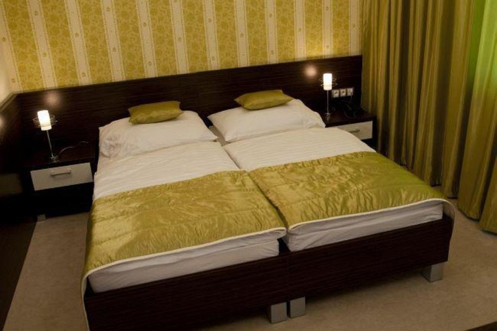 Hotel River Нитра Номер фото