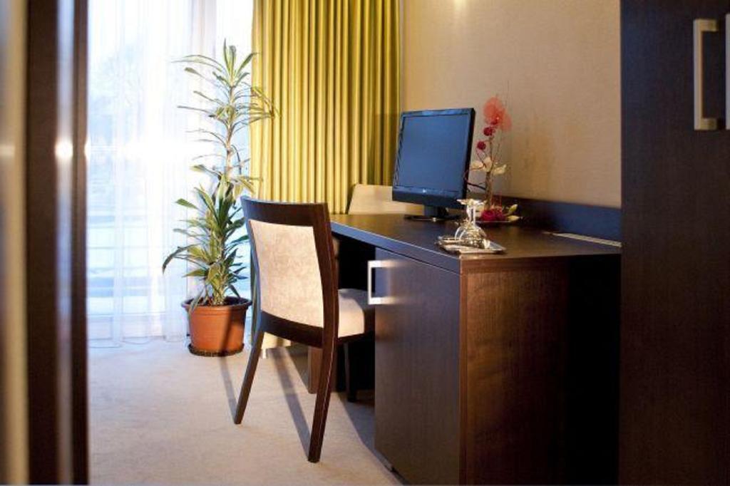 Hotel River Нитра Номер фото